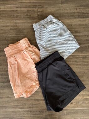 Hollister Women's Athletic Shorts - Black, Peach, Blue Stripe